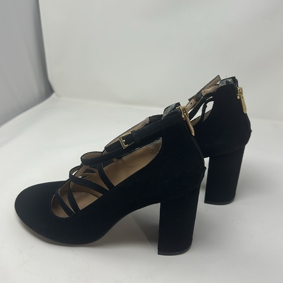 Adrienne Vittadini suede heels size 8 1/2M - Picture 2 of 7
